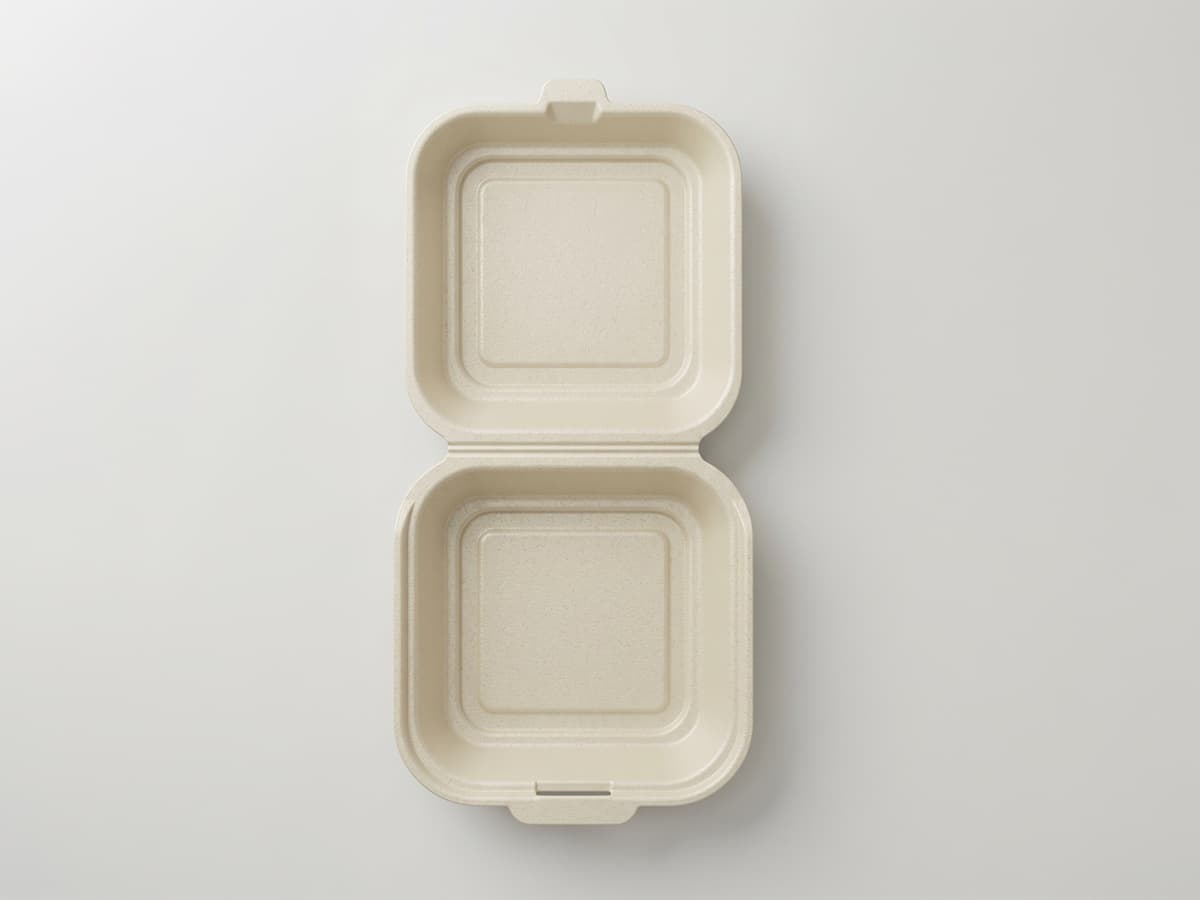 Quadratischer Speisebehälter, geöffnet